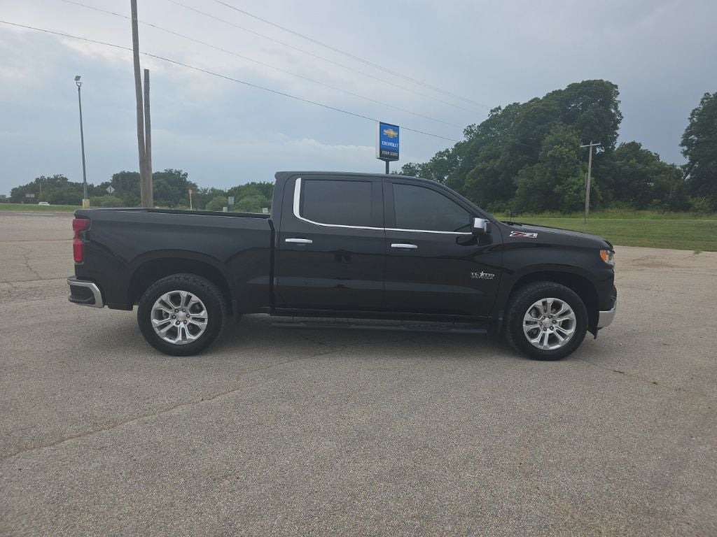 chevrolet silverado 1500 2023 2GCUDGED4P1134308 image